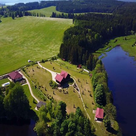 Lipno Island Apartment Фримбурк Екстериор снимка